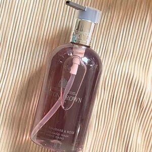 Molton Brown Pink Rhubarb & Rose Liquid Hand Wash 10oz